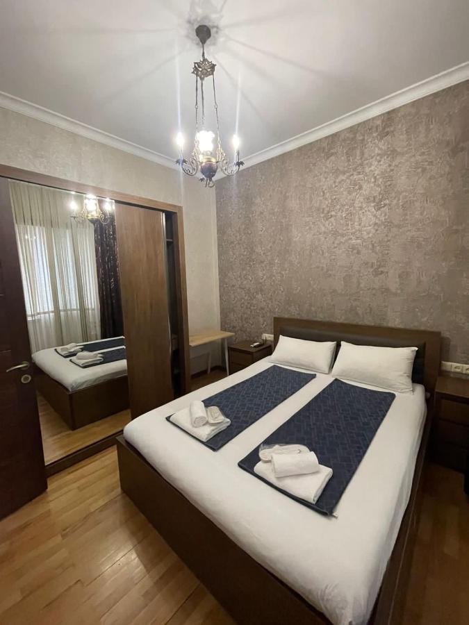 Apartment Anzi Batumi Bagian luar foto
