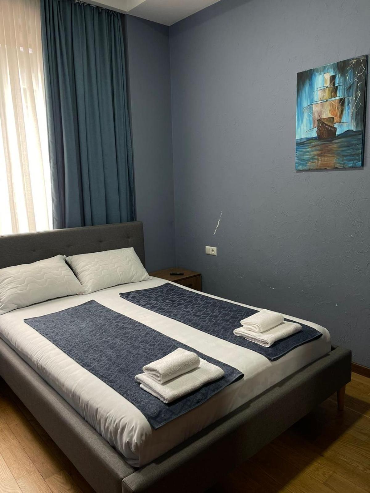 Apartment Anzi Batumi Bagian luar foto